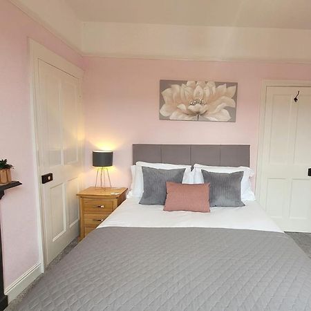 Hartoft St - 2 Bed Near River York Exterior foto