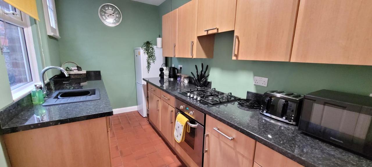Hartoft St - 2 Bed Near River York Exterior foto